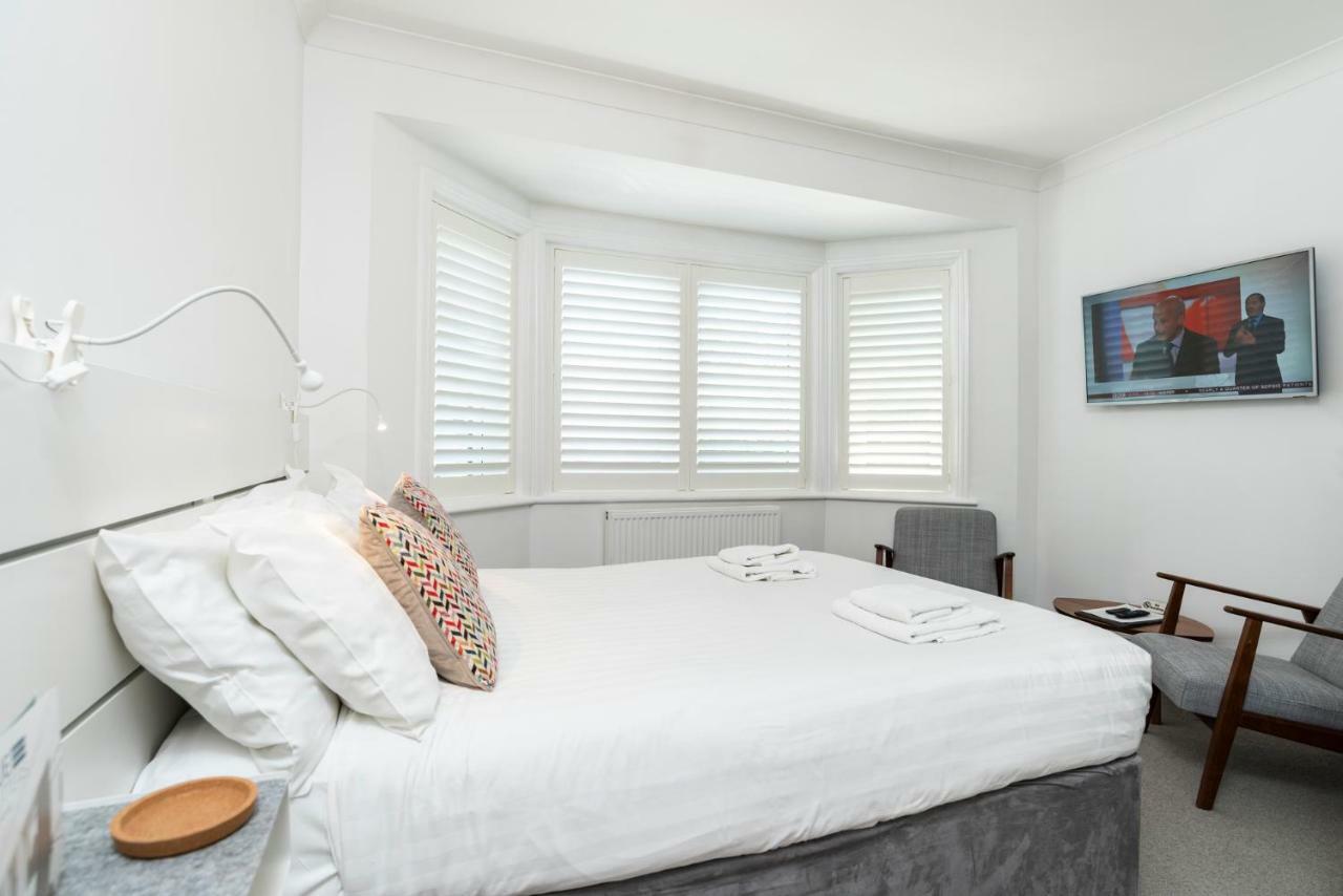 Blueshutters Poole Exterior foto